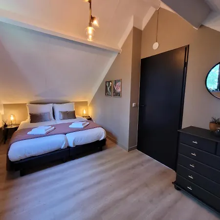 Holiday home Retro Chic Wellness Met Hottub & Sauna