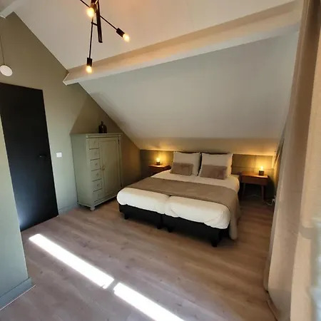 Dom wakacyjny Retro Chic Wellness Met Hottub & Sauna