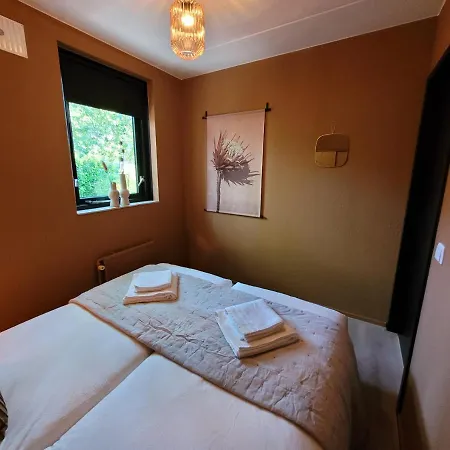 Dom wakacyjny Retro Chic Wellness Met Hottub & Sauna *