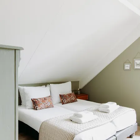 Holiday home Retro Chic Wellness Met Hottub & Sauna