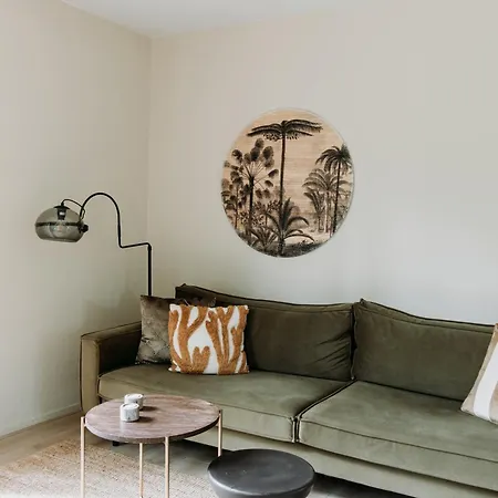 Retro Chic Wellness Met Hottub & Sauna * Ewijk