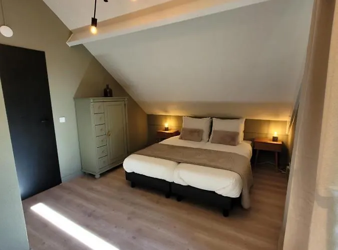 Holiday home Retro Chic Wellness Met Hottub & Sauna