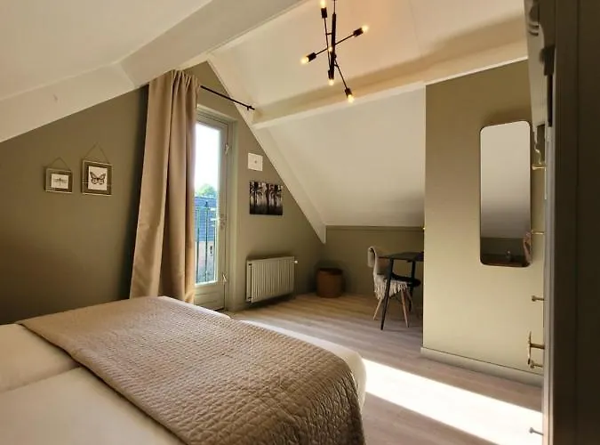 Holiday home Retro Chic Wellness Met Hottub & Sauna Ewijk