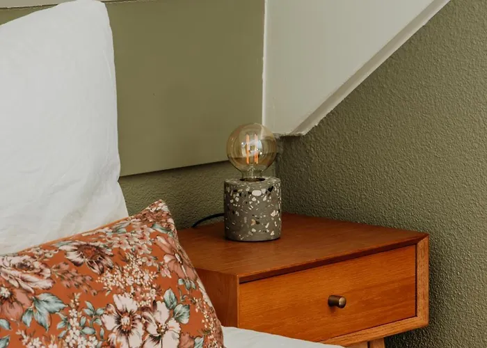 Retro Chic Wellness Met Hottub & Sauna Holiday home Ewijk