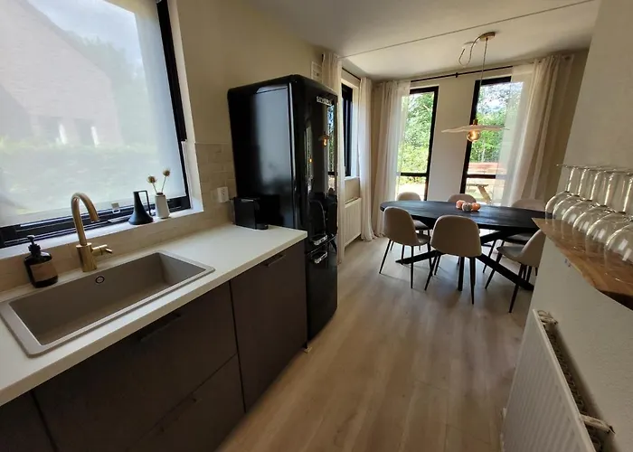 Retro Chic Wellness Met Hottub & Sauna Casa vacanze Ewijk